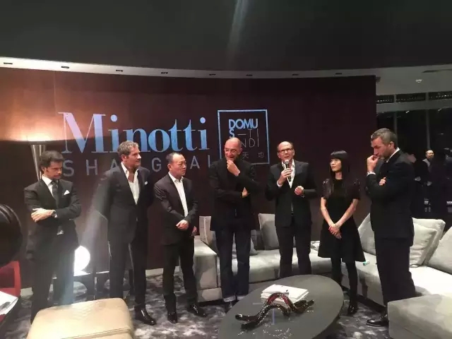 德國(guó)國(guó)寶博蘭斯勒鋼琴驚艷亮相意大利頂級(jí)家俬奢侈品牌MINOTTI全球最大旗艦店落成儀式